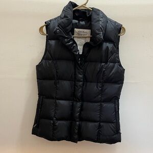 Eddie Bauer Women's Black Quilted Vest